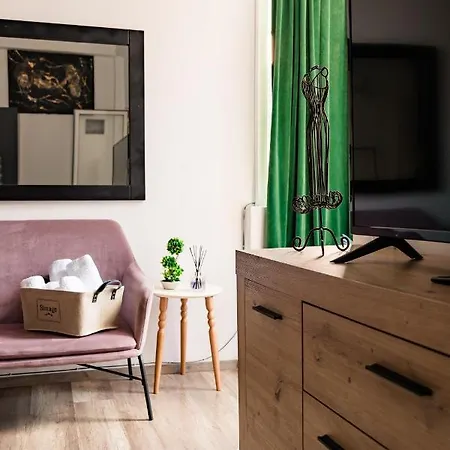 Daire The Tropical House *